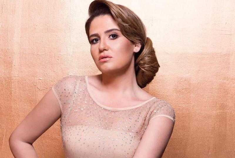 سحر وأناقة هنا شيحة في هولندا تبهر المتابعين