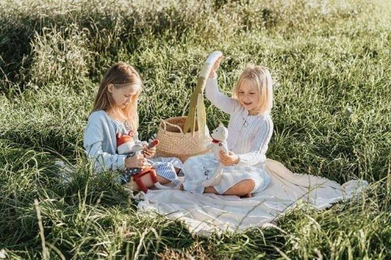 يوم الدمية العالمي.. كيف تطور الدمى مهارات الأطفال وتُنمي خيالهم؟