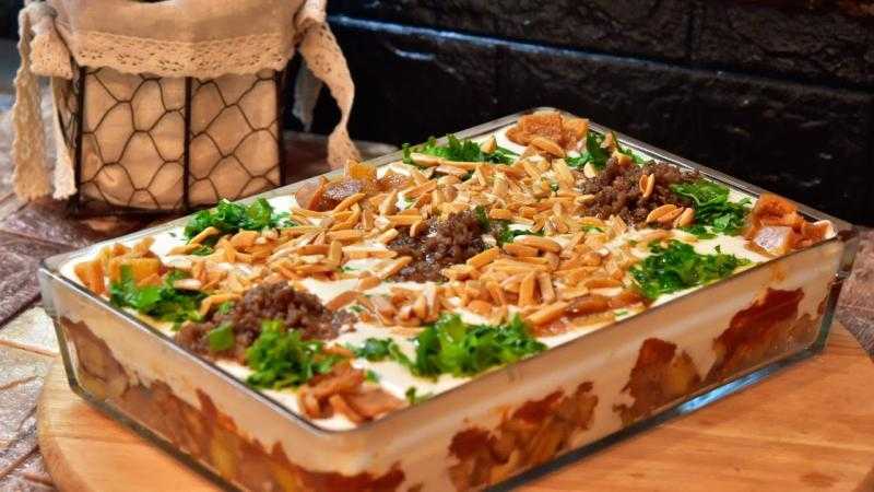 وصفة مميزة.. جربي فتة الباذنجان بدبس الرمان بلمسة شهية وسهلة التحضير
